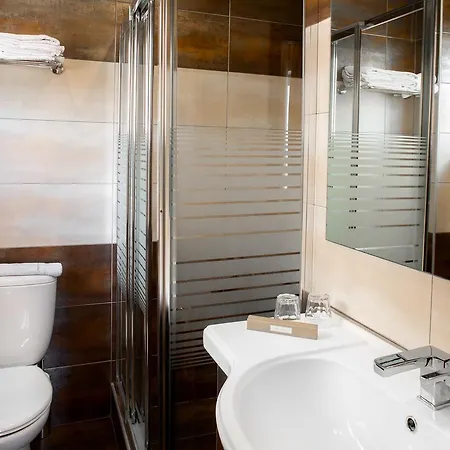 Areos Hotel 3*